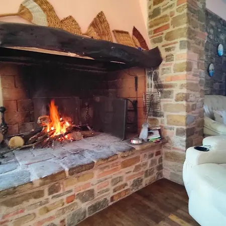 Dimora Acqua Del Fico 3* カステッラバーテ