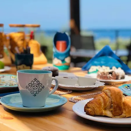 Dimora Acqua Del Fico Bed & Breakfast 3*