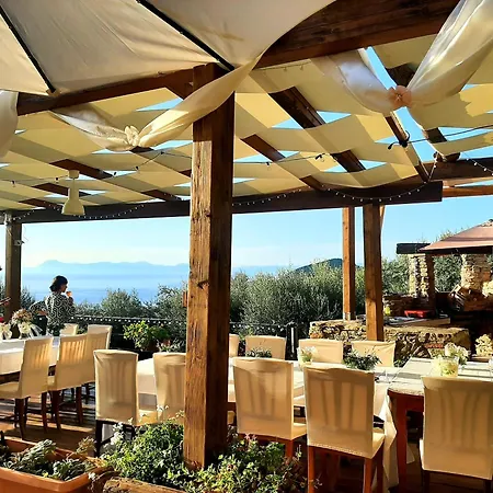 Bed and Breakfast Dimora Acqua Del Fico 3*